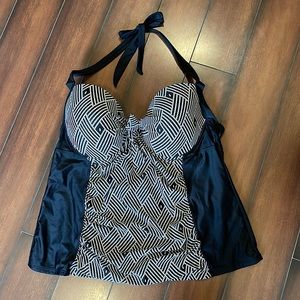 ✨2/$5 
swimsuit top